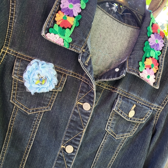 Vintage Trims Upcycled Denim Jacket  - Medium - Picture 9 of 10